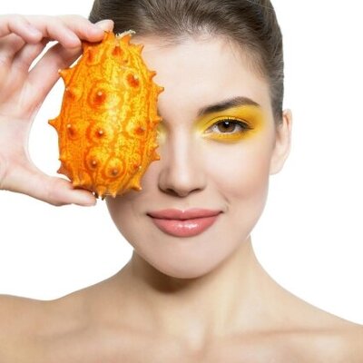 Нужны 2 модели на фото- видео- сьемку стоков на тему Fruits | Lemon Agency