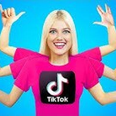 Ищем яркую молодую блондинку или девушку, готовую на осветление до блонда 16-25 лет.  | Lemon Agency