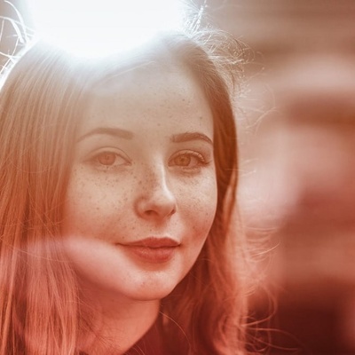Фотограф шукає дівчат 15-18 років для фотозйомки | Lemon Agency