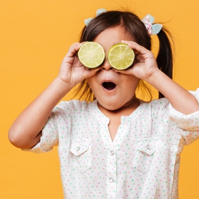 Шукаємо діток для зйомки стоків на тему "Kids & Fruits" | Lemon Agency