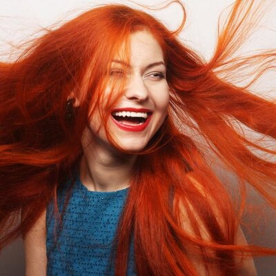 На фотосессию стоков нужна девушка с огненно-рыжими волосами | Lemon Agency