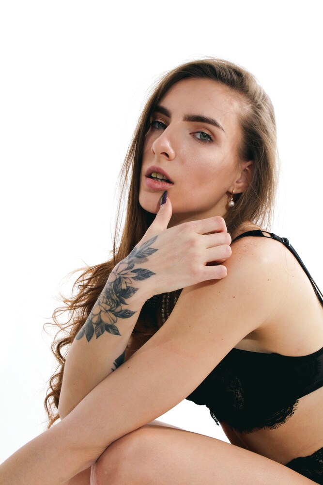 Карина Стеценко