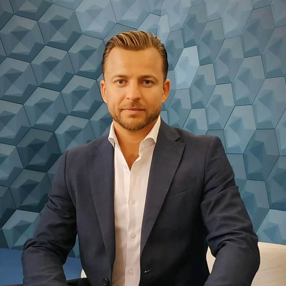 Aleksander Salobai