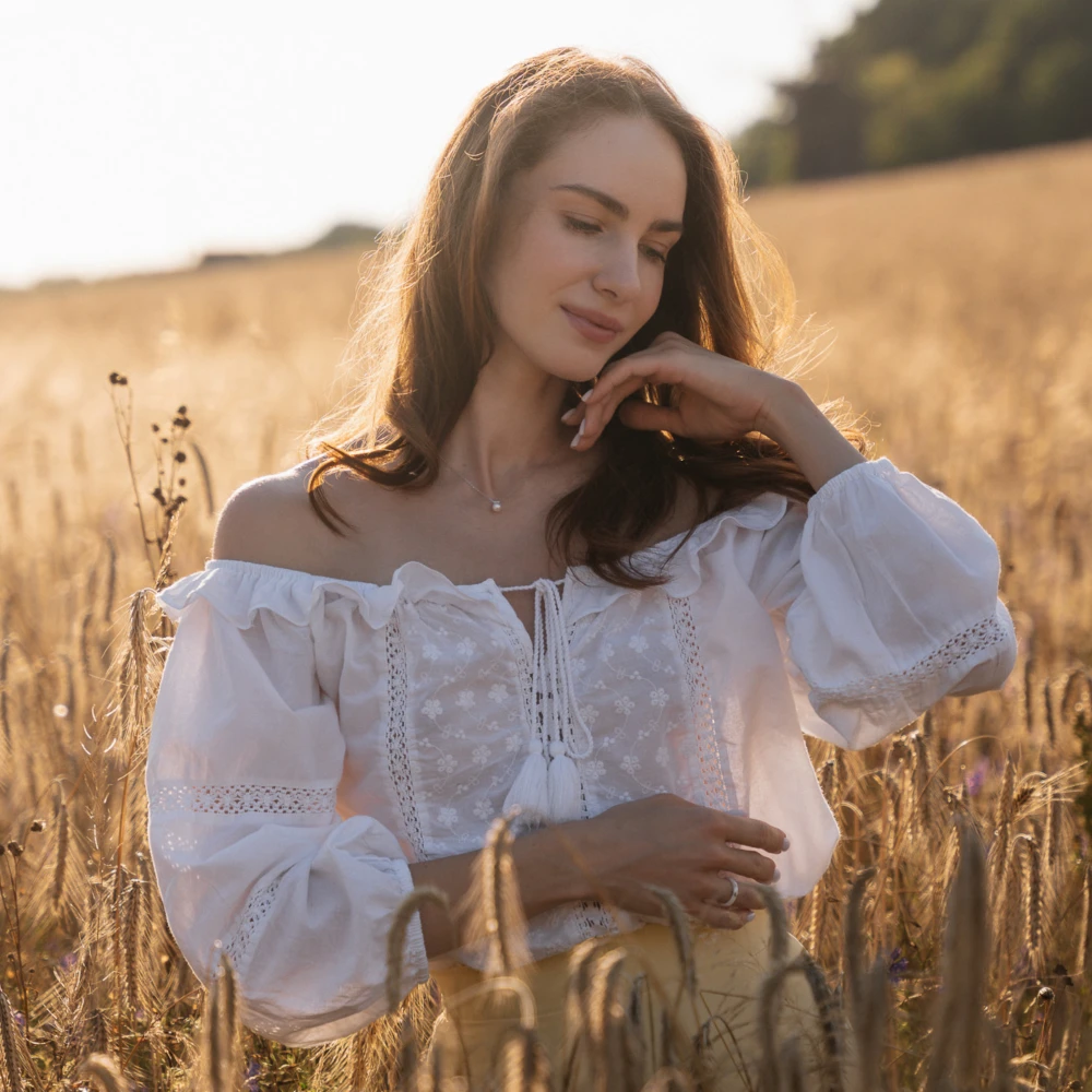 Anna Zahrabova