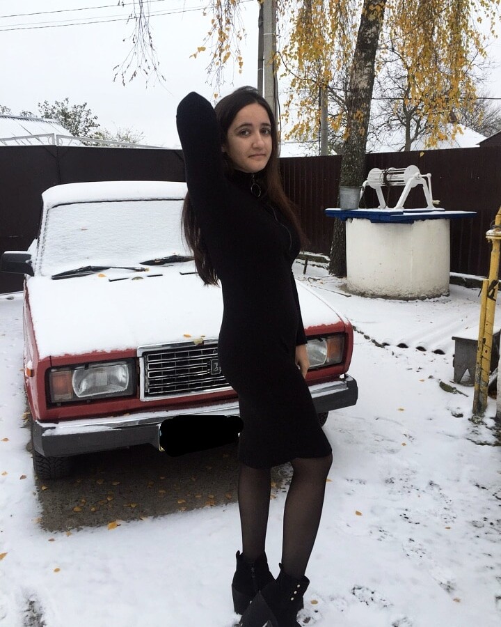 Алёна Поправка
