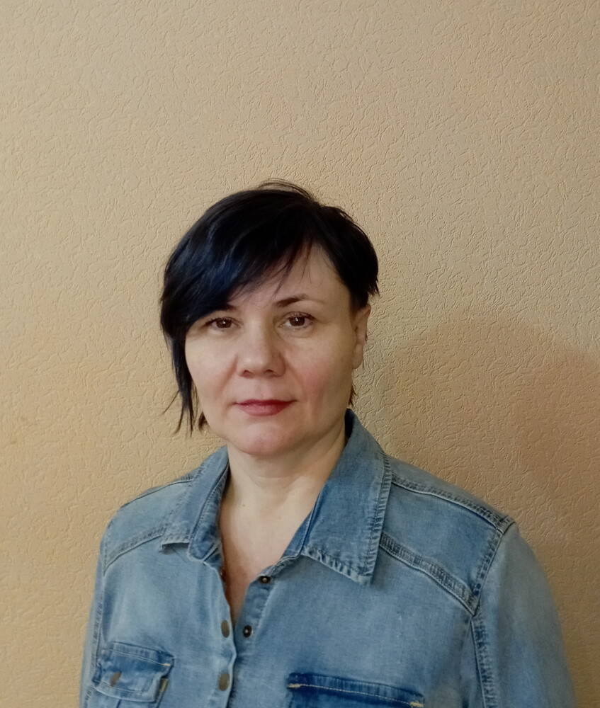 Альона Равицька
