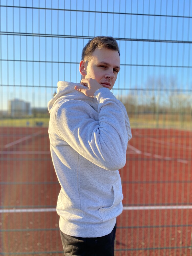 Віталій Довгалюк