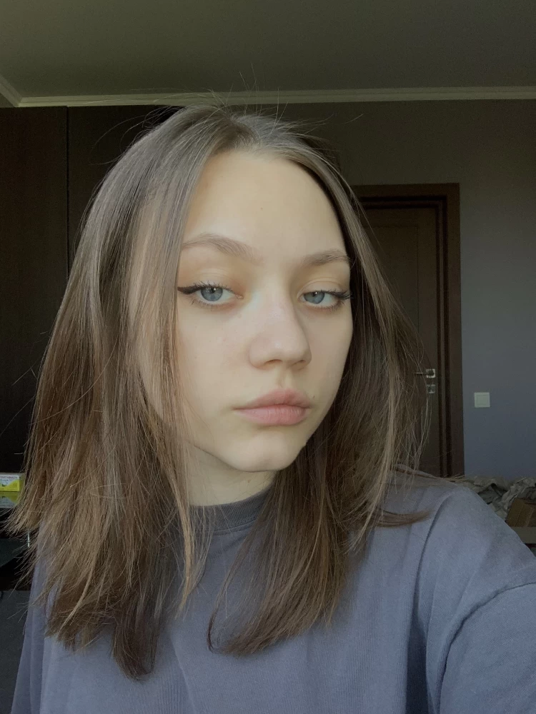 Ангеліна Довгалюк