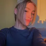 Модель Вероніка Шуленкова на Lemon Agency
